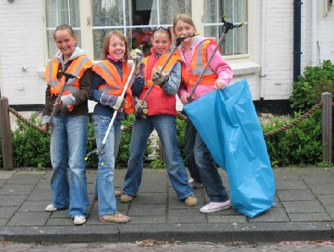 Opruimen kan ook leuk zijn in Warmond